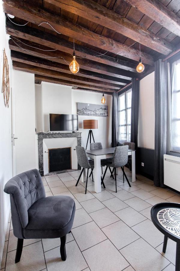 Au Bourg Neuf Apartman Orléans Kültér fotó