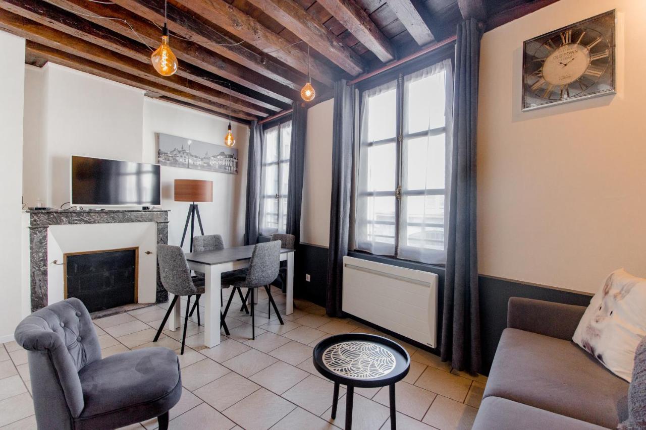 Au Bourg Neuf Apartman Orléans Kültér fotó